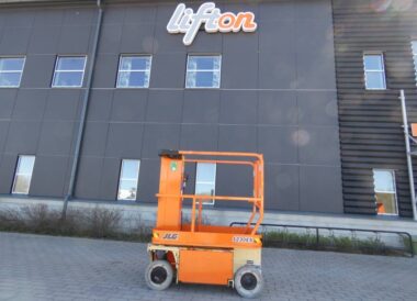 JLG 1230 ES