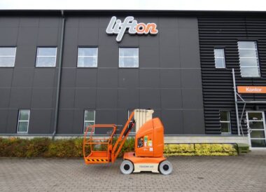 JLG Toucan 10 E