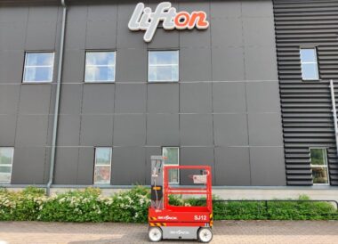 SkyJack SJ 12 Pelarlift