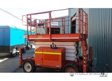 Snorkel SR 3370 Saxlift