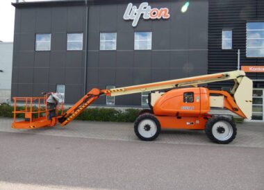 JLG 600 AJ